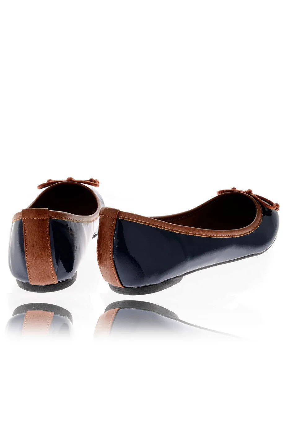 DEUX COULEUR Navy Patent Ballerinas