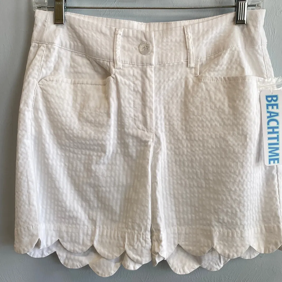 Scallop Shorts-White