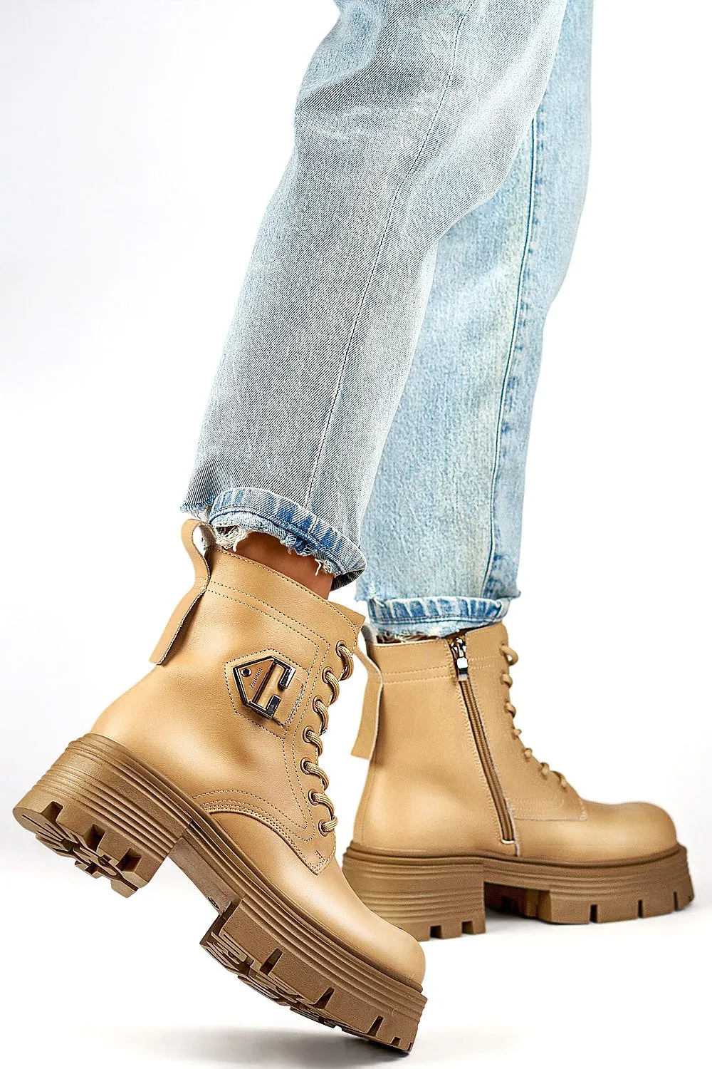 TEEK - Lace Up Ankle Accent Boots